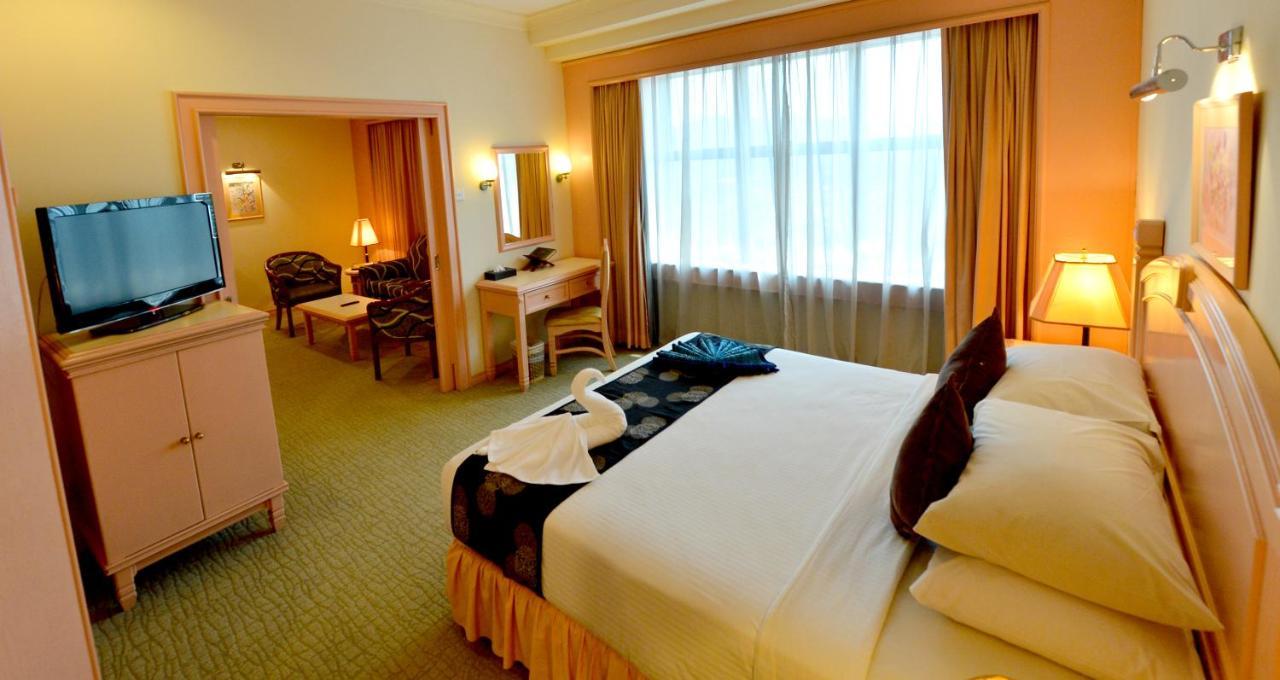 Emerald Puteri Hotel Sungai Petani Exterior photo